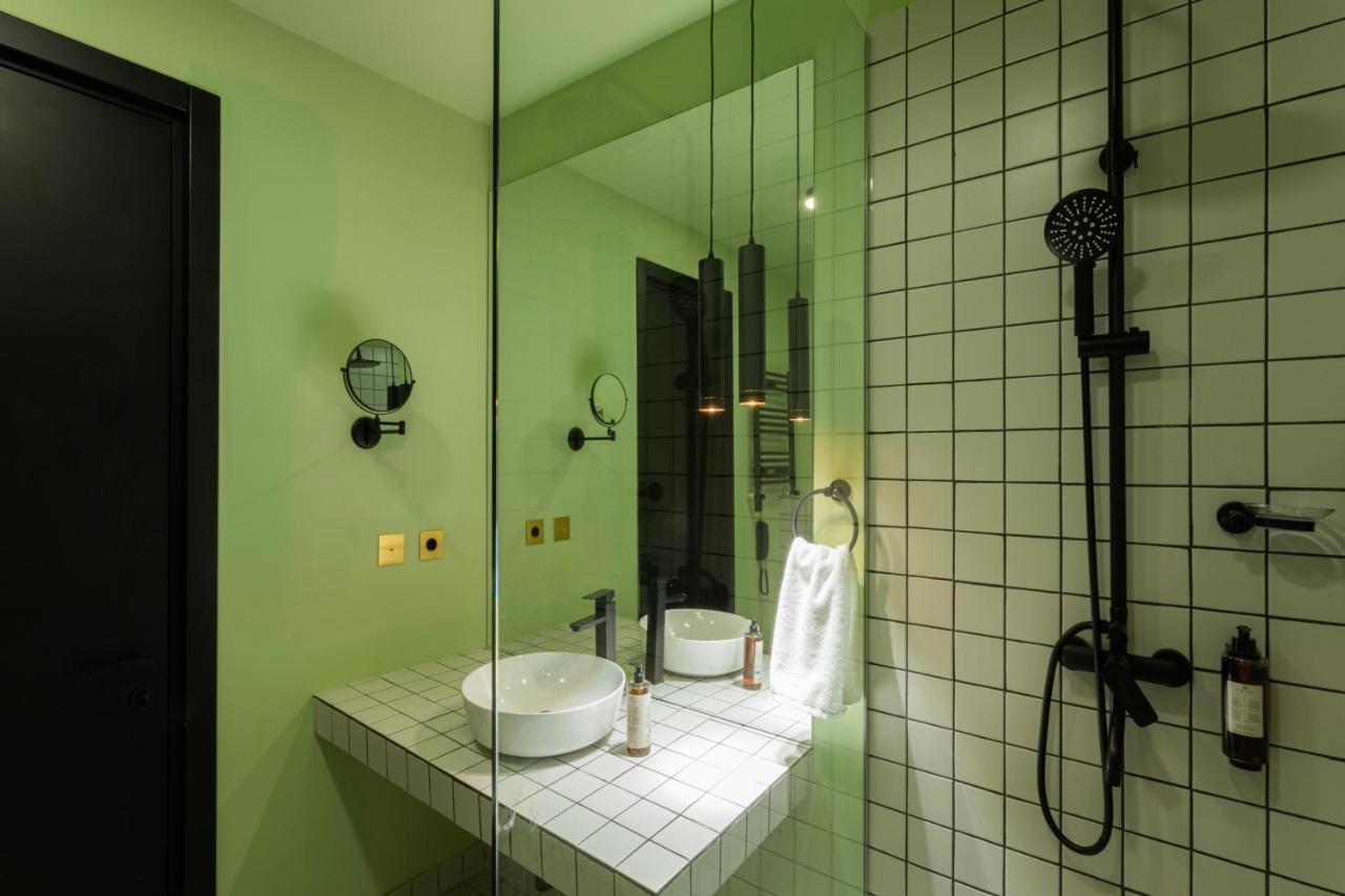 Castor & Pollux Hotel Tbilisi ภายนอก รูปภาพ