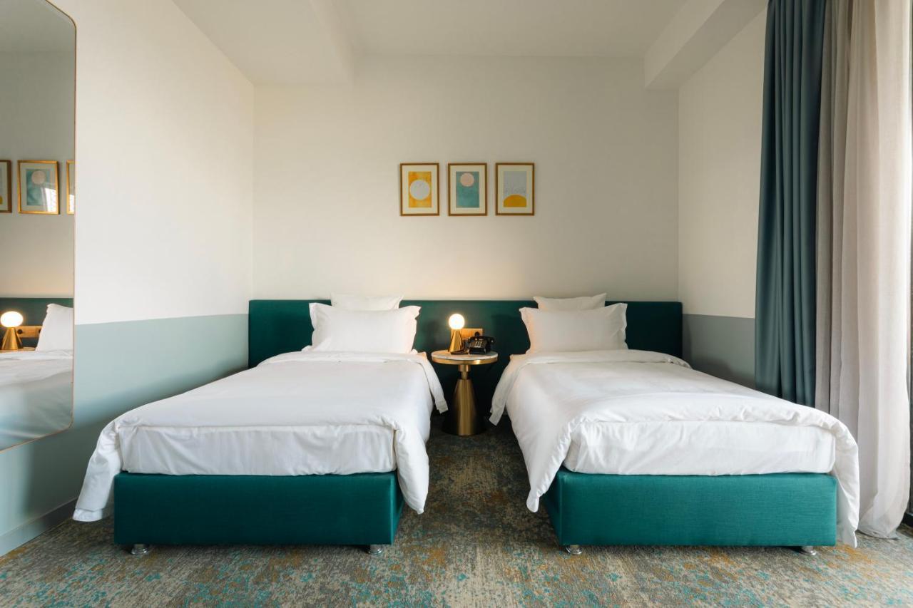 Castor & Pollux Hotel Tbilisi ภายนอก รูปภาพ