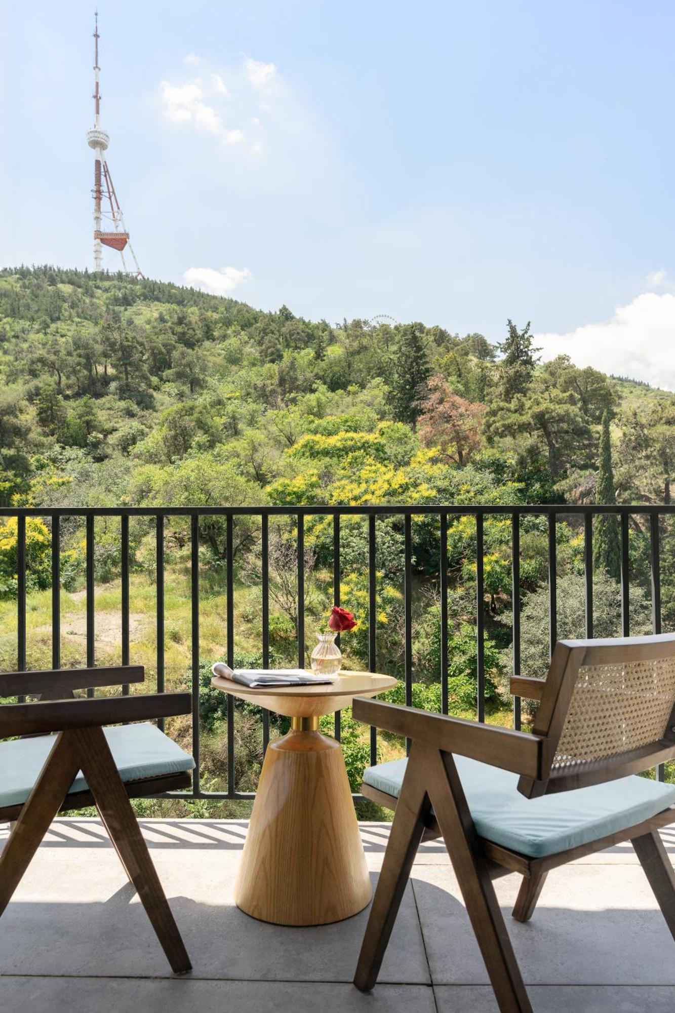 Castor & Pollux Hotel Tbilisi ภายนอก รูปภาพ