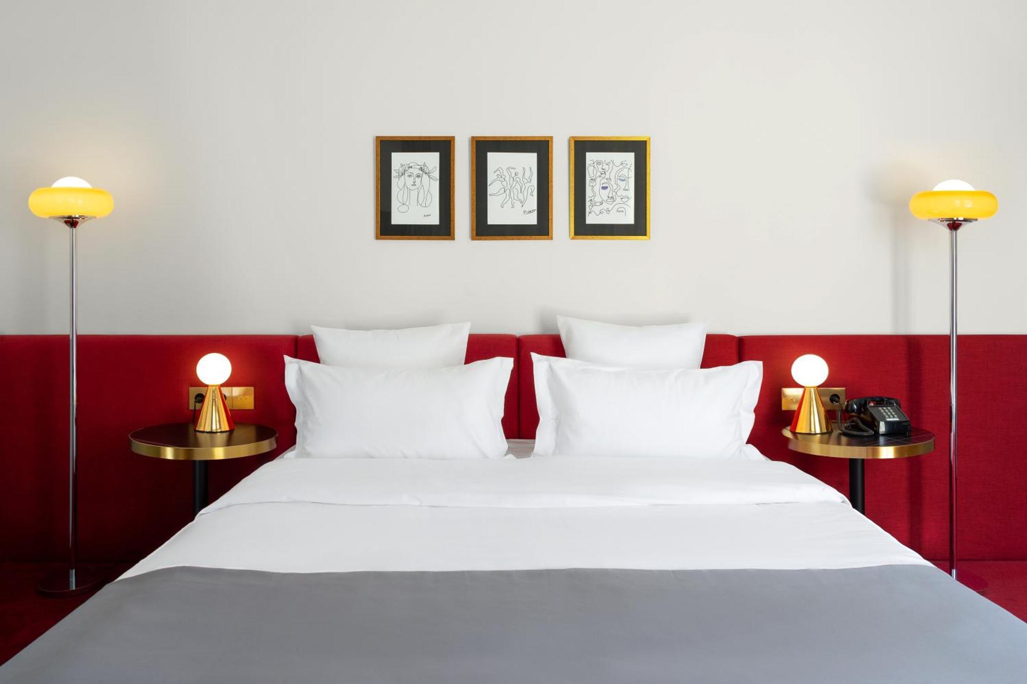 Castor & Pollux Hotel Tbilisi ภายนอก รูปภาพ