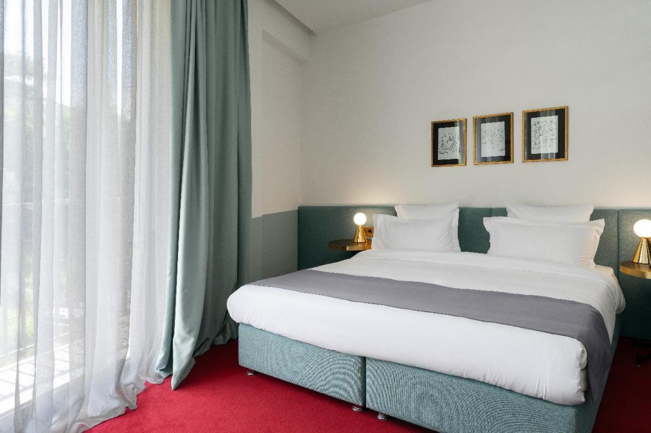 Castor & Pollux Hotel Tbilisi ภายนอก รูปภาพ